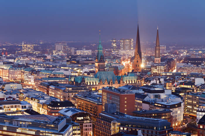 Musicals in Hamburg: Stadttour mit musikalischem Abschluss